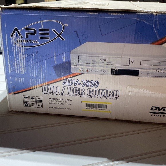 APEX ADV-3800 DVD/VCR COMBO NIB - Picture 6 of 10